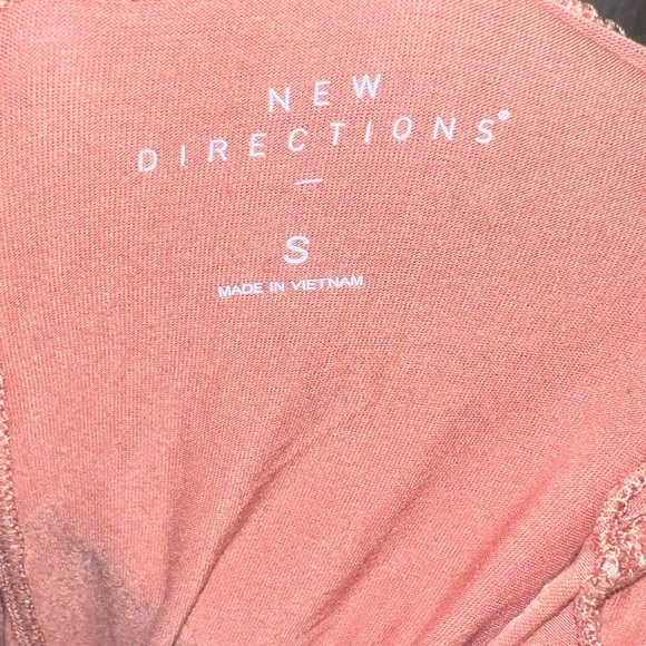 new directions burnt orange tee - Picture 3 of 3